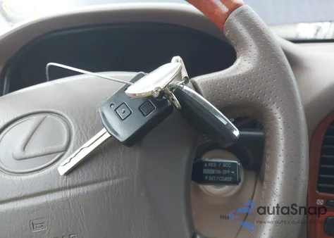 2000 Lexus Lx 470 из США, поврежденный, VIN JT6HT00W3Y0124720